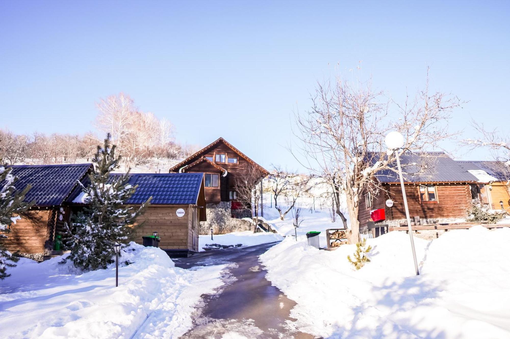 Oi-Qaragai Mountain Resort Besqaynar Esterno foto